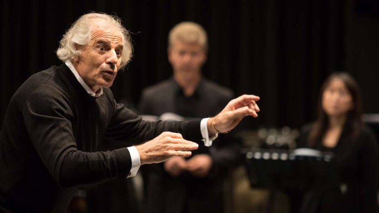 Dirigent Emilio Pomàrico