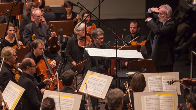 Das Orchester beim Eröffnungskonzert