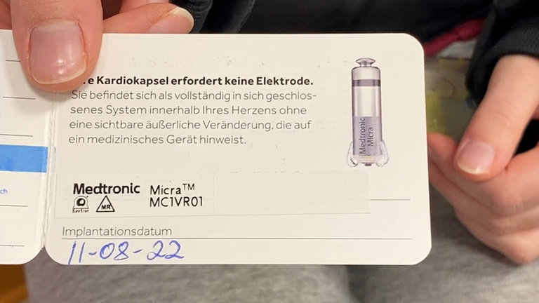 Ausweis für einen Herzschrittmacher.