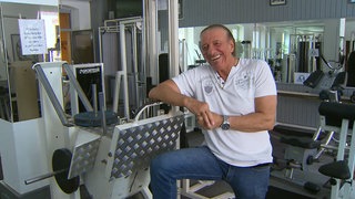 Rudi in seiner Muckibude in Mannheim