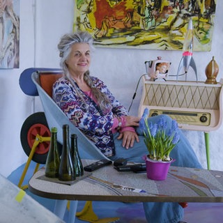 Die Künstlerin Annamalt aus Föhren