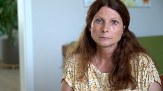 Trauernde Mutter Nicole aus Mainz