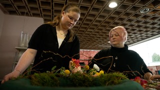 Britta bei ihrer Arbeit