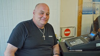 Bernd arbeitet bei der Tafel
