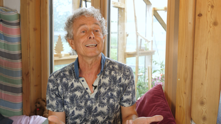 Klemens lebt in einem Tiny House