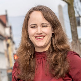 Ricarda Lang, MdB Die Grünen, Porträt am Rande einer Wahlkampf-Veranstaltung in Freisng, 6. Februar 2026