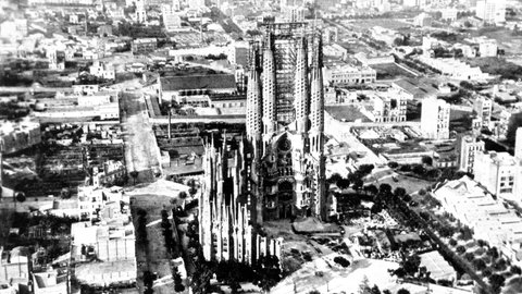 Luftaufnahme der Sagrada Familia aus dem Jahr 1929