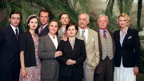 Die Schauspieler des Dokumentar-Dramas "Die Manns - ein Jahrhundertroman"