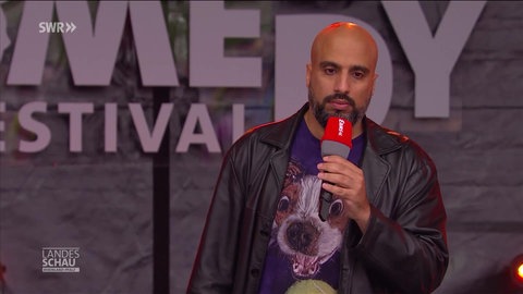 Der Comedian Abdelkarim