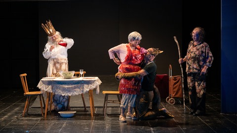 Eine runde Sache von Tomer Gardi im Schauspiel Stuttgart