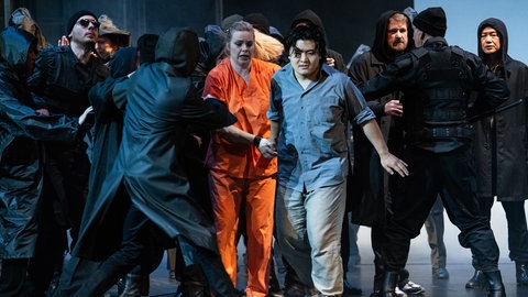 Szenenfoto von „Manon Lescaut“ am Theater Heidelberg