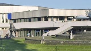 Aussenaufnahme des badischen Staatstheater in Karlsruhe.