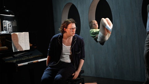 Felix Jordan (Hanno Buddenbrook), Celina Rongen (Tony Buddenbrook)