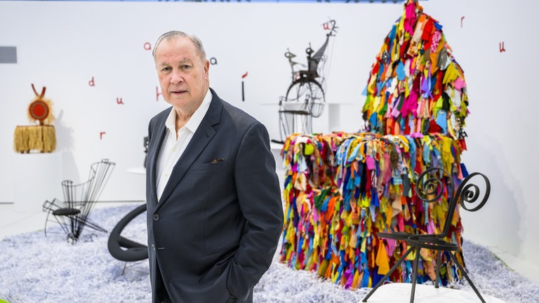 Robert Wilson in der Ausstellung „A Chair and You“ 2022 in Lausanne.