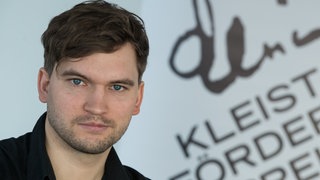 Der Autor Thomas Köck 2016.