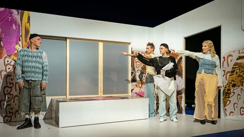 Friendship never ends - Staatstheater Mainz
