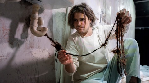 Staub, Objekttheater von O-Team