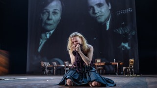 Pauline Großmann als Ophelia in „Hamlet“