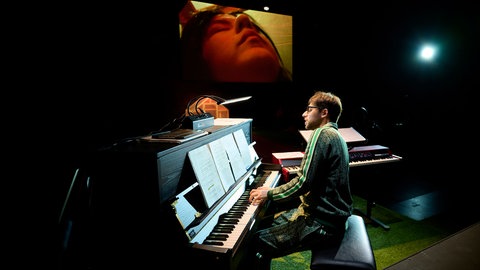 Marco Rizzello in „hässlich as fuck“
