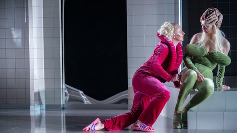 Felix Jordan (Henry) und Teresa Annina Korfmacher (Sibyl)