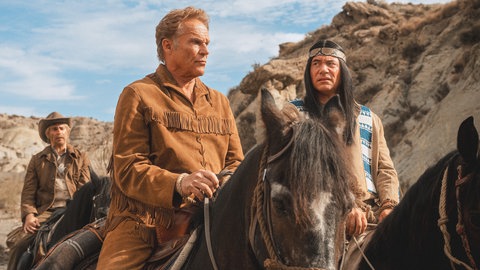 Christian Tramitz (l) als Ranger und Michael Bully Herbig als Abahachi in einer Szene aus dem Film "Das Kanu des Manitu"