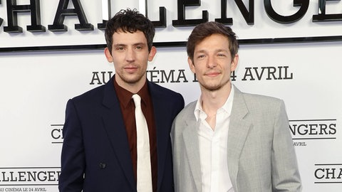 Die Schauspieler Josh O'Connor und Mike Faist auf dem roten Teppich der Premiere ihres Films "Challengers"