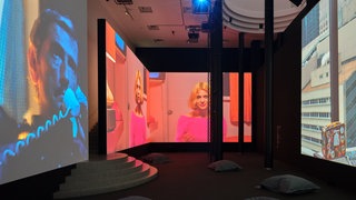 Immersive Rauminstallation mit Sequenzen von Wim-Wenders-Filmen in der Bundeskunsthalle in Bonn