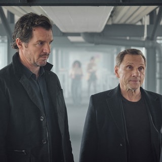 „Überlebe wenigstens bis morgen“ von Milena Aboyan