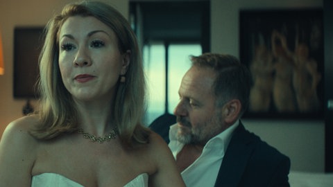 „Unfamiliar“ von Paul Coates