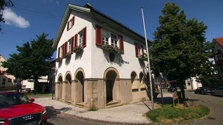 Rathaus in Glems, einem Stadtteil von Metzingen