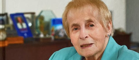 Charlotte Isler hat den Holocaust überlebt. Mit 14 Jahren floh sie vor Hitler, den Nazis und der Shoa. Im SWR1 Neuanfang erinnert sie sich.