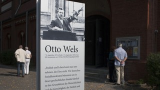 Gedenkstele für den Nazi-Widersacher Otto Wels