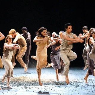 Le Sacre du Printemps, Tänzer der Sasha Walzer &amp; Gäste-Compagnie, Berlin am 23.10.2013