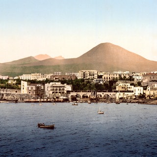 Vesuv, mit Torre de Creco, Torre del Greco, Neapel, Italien