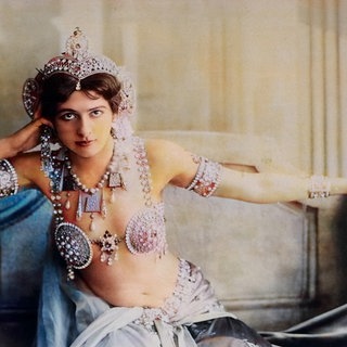 Porträt von Margaretha Geertruida Zelle, genannt Mata Hari (Mata-Hari, 1876-1917), niederländische Tänzerin und Spionin.