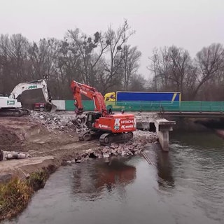 Bauarbeiten an der Albbrücke in Karlsruhe