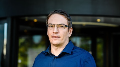 Patrick Müller von der deutschen Polizeigewerkschaft Rheinland-Pfalz | Erfahrungen der Polizei: Sind Messerverbote umsetzbar?