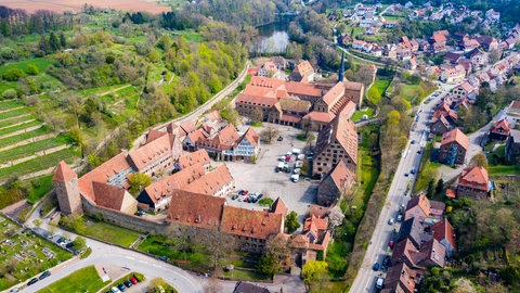 Luftaufnahme des Unesco-Welterbes Kloster Maulbronn, Baden-Württemberg