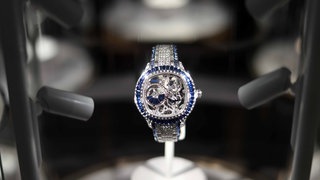 Visitors take a tour during the Watches & Wonders exhibition, which brings eleven prestigious watch brands. Luxury Watch of Piaget.
