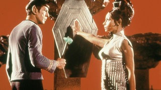 „Star Trek“ (1966): Mr. Spock (Leonard Nimoy), T'Pring (Arlene Martel)