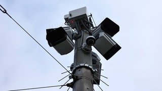 Videoüberwachung auf einem zentralen öffentlichen Platz 