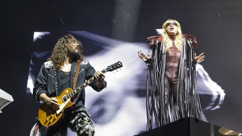 Tom und Bill Kaulitz mit ihrer Band Tokio Hotel auf der Bühne