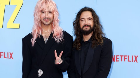 Bill Kaulitz und Tom Kaulitz bei der Premiere der Kaulitz & Kaulitz (Netflix) Realityserie am 21.06.2024 in Berlin 