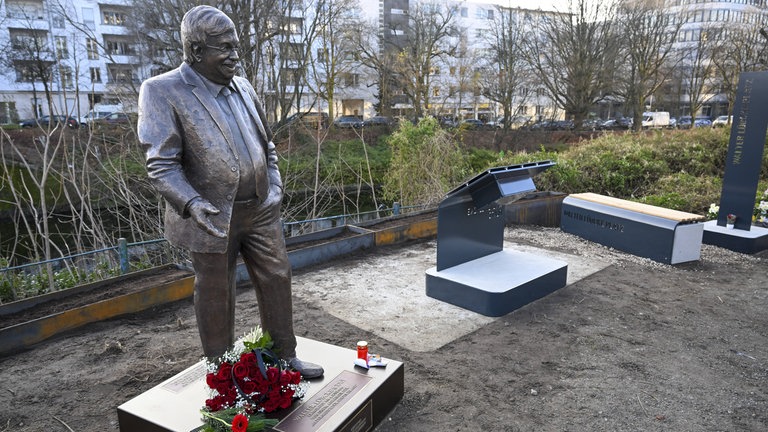 Denkmal für Walter Lübcke, aufgestellt von der Aktivistengruppe Zentrum für Politische Schönheit (ZPS) vor dem CDU-Hauptsitz in Berlin.
