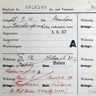 Die NSDAP-Mitgliedskarte von Hans Filbinger.