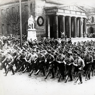 Aufstieg und Fall der NSDAP 
