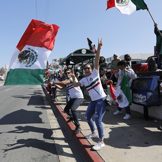 Mexikanische Fußballfans feiern