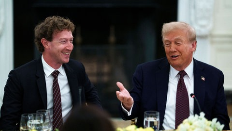 US President Donald Trump and Meta CEO Mark Zuckerberg during a dinner