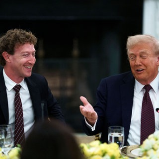 US President Donald Trump and Meta CEO Mark Zuckerberg during a dinner