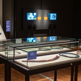 Ausstellungsblick „Celebrating Womanhood - Kulturerbe vom Kilimandscharo“